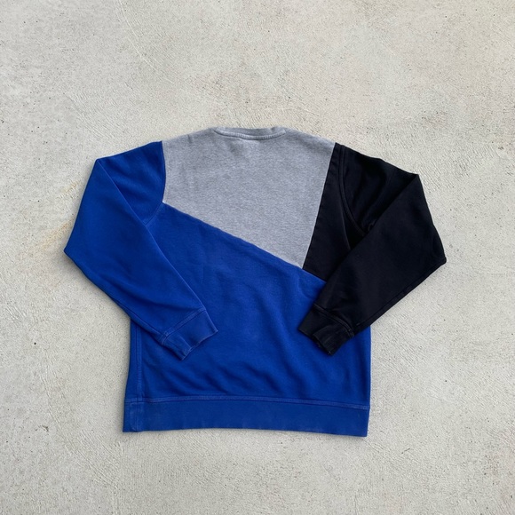 Nike Crewneck Sweatshirt (M) - Picture 3 of 4